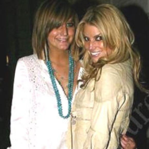 Rossana Designs Long Turquoise Bead Necklace - Picture 3 of 5